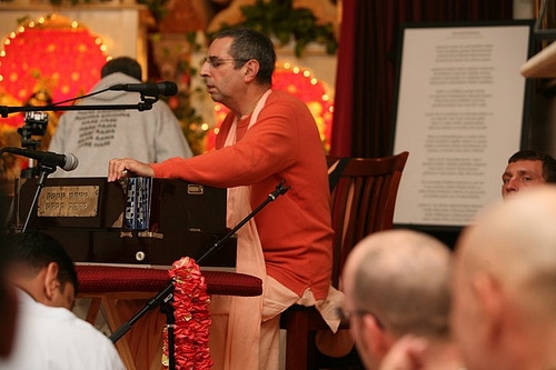 Шрила Ниранджана Свами и его лекции