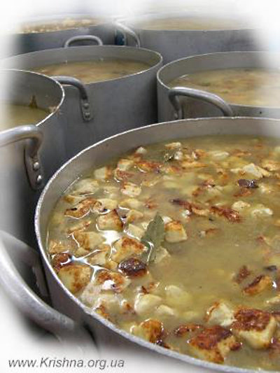 Духовный фестиваль «Бхакти-Сангама» сколько было прасада! Духовный фестиваль «Бхакти-Сангама» сколько было прасада!