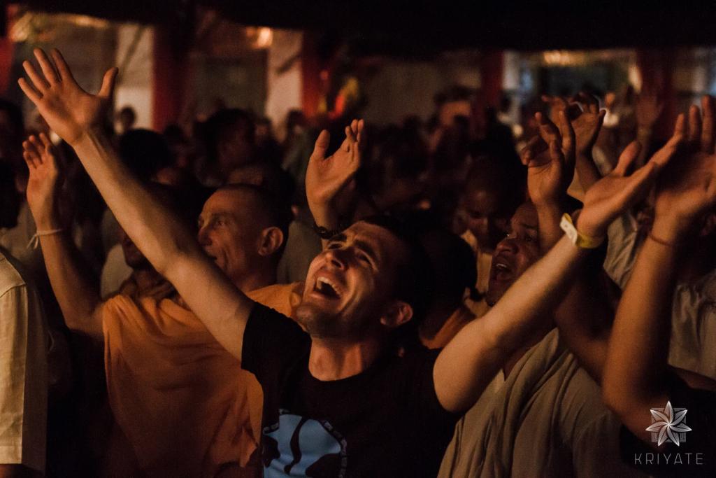 Киртан и джапа