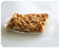 Козинак из кунжута и арахиса