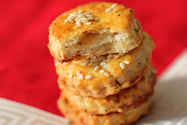 Греческое печенье с брынзой и тимьяном