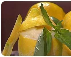 Лимоны, фаршированные паштетом из нута