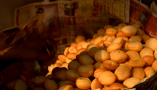 Как приготовить лепешки пури Как приготовить лепешки пури