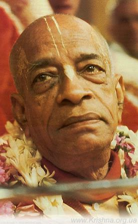 Шрила Прабхупада плачет